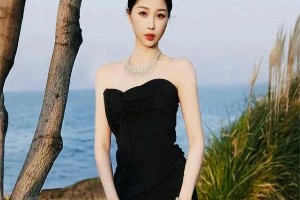 虞书欣性感写真：大小姐气质与时尚穿搭的惊艳碰撞