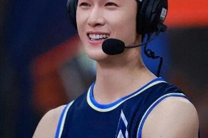 李昀锐与亲哥大林相似度惊人，内娱新晋顶流兄弟引热议