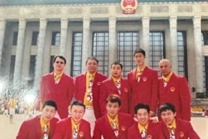 肖战晒08奥运国乒男队合照 18年光阴见证辉煌