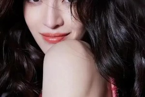 钟楚曦：从《芳华》到综艺的90后女演员