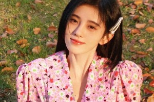 鞠婧祎《仙剑4》路透：红纱造型惊艳，妆容争议再起